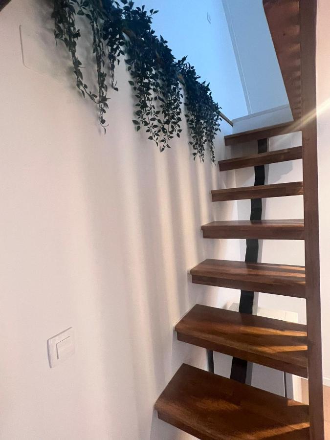 Studio Apartman Mia Zagabria Esterno foto